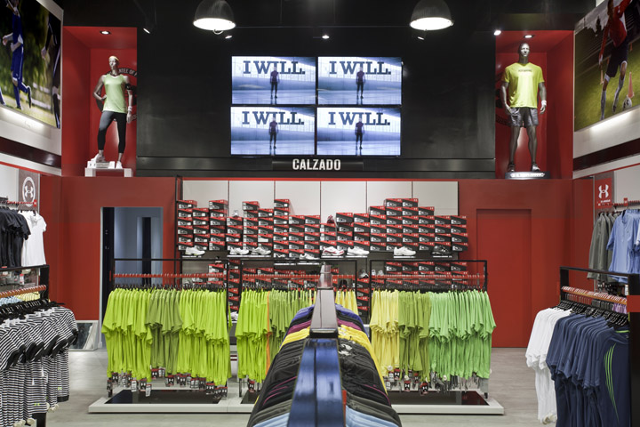 teoría Superficial Leer Storeage creates Under Armour's first European outlet store in Madrid