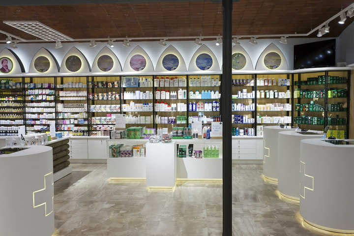 Farmacia Santa Maria by Marketing-Jazz, Sant Cugat del Vallés ...