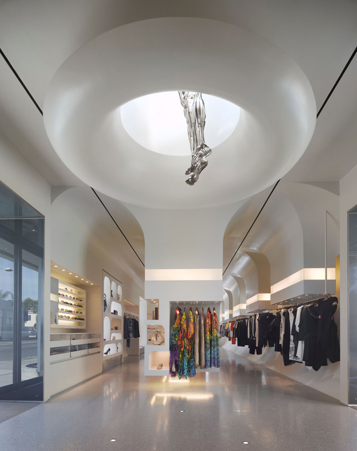 Alexander McQueen flagship store by Pentagram, Los Angeles