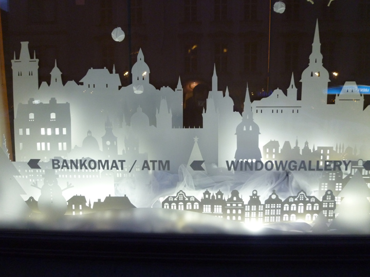 Interactive christmas window display by Wellen, Prague