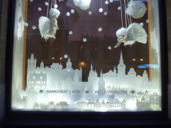 Interactive christmas window display by Wellen, Prague » Retail ...