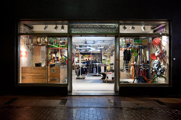 Levi's store by Como Amsterdam