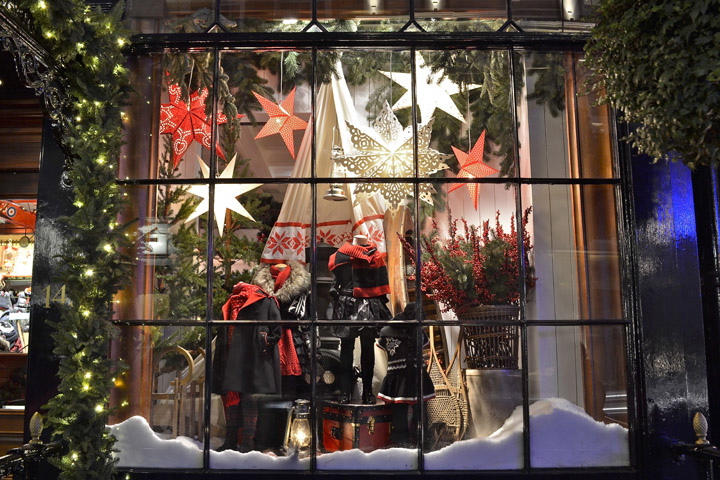 Christmas Window Displays in London & New York - Retail Design Blog