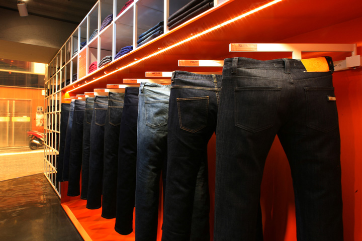 plac jeans price