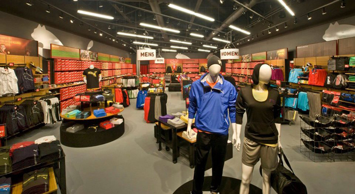 puma showroom in connaught place