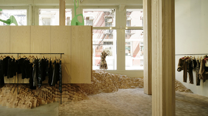 Prøve bag klippe Isabel Marant boutique by Nicolas André, New York