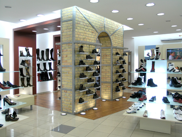 Top-Center-shoe-store-Andrej-Semenchuk-Lutsk-02.jpg