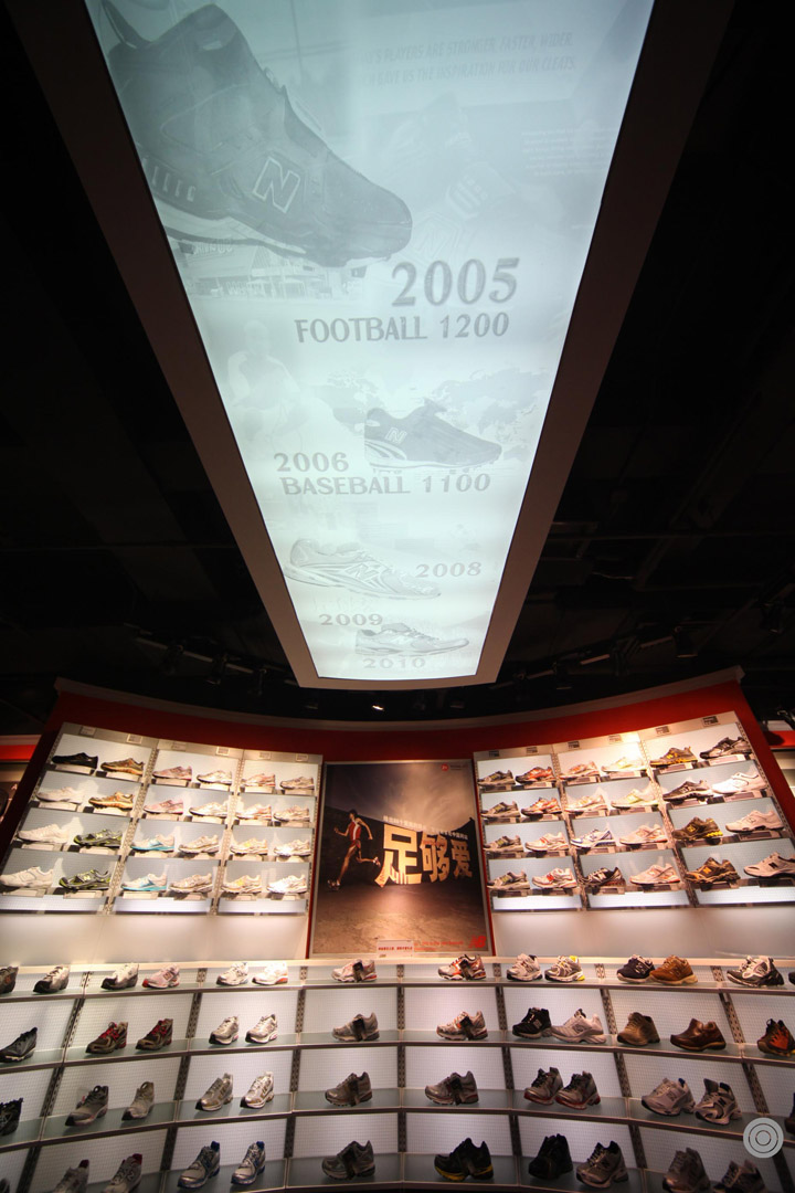 new balance experience store