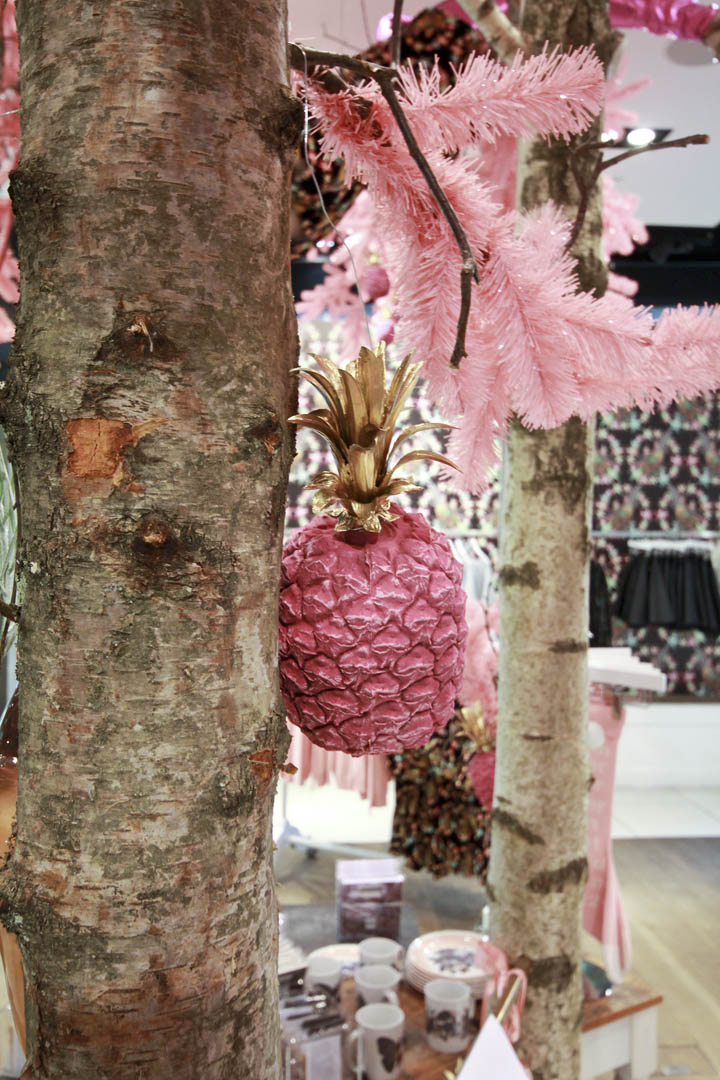 Topshop Emma Cook Christmas installation by StudioXAG, London » Retail