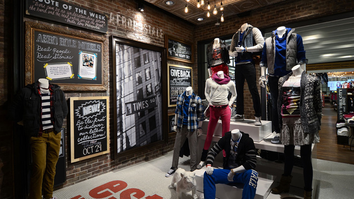 Aéropostale store by GHA Design, New York store design