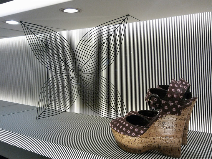 » Louis Vuitton Spiderweb windows, Jakarta