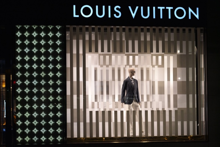 985 Louis Vuitton Windows Stock Photos, High-Res Pictures, and