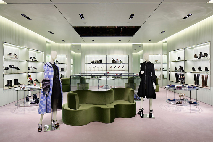 Prada flagship store by Roberto 