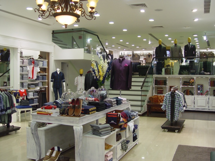 Louis Philippe store, New Delhi – India » Retail Design Blog