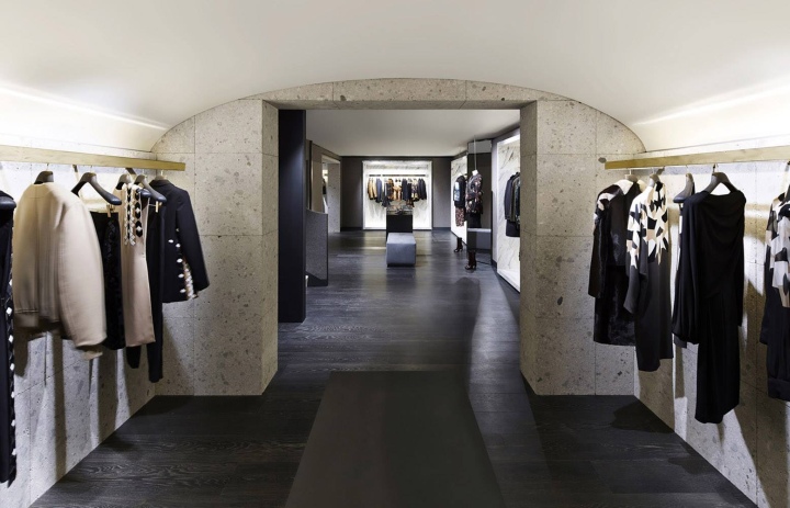A general view at the Givenchy store on Avenue Montaigne on