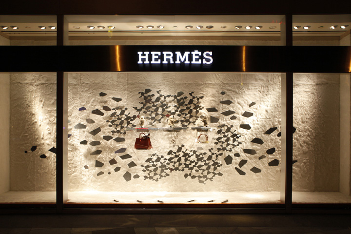 Hermès window display Winter 2013-2014 by Design Systems Ltd ...