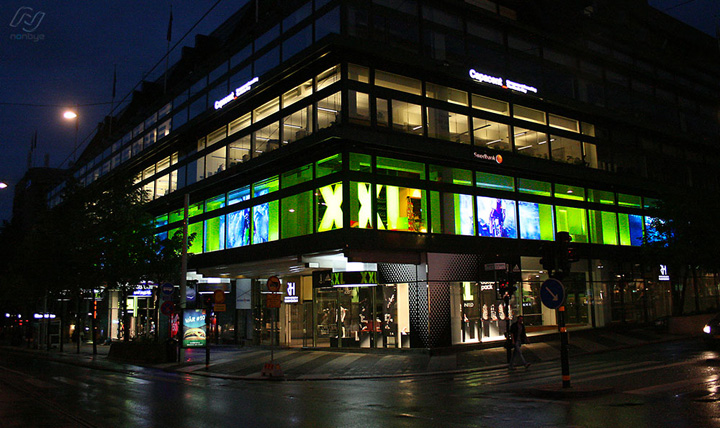 瑞典-斯德哥尔摩–XXL 运动装店设计