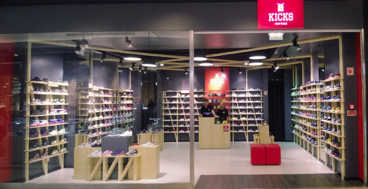 葡萄牙Kicks 鞋店设计