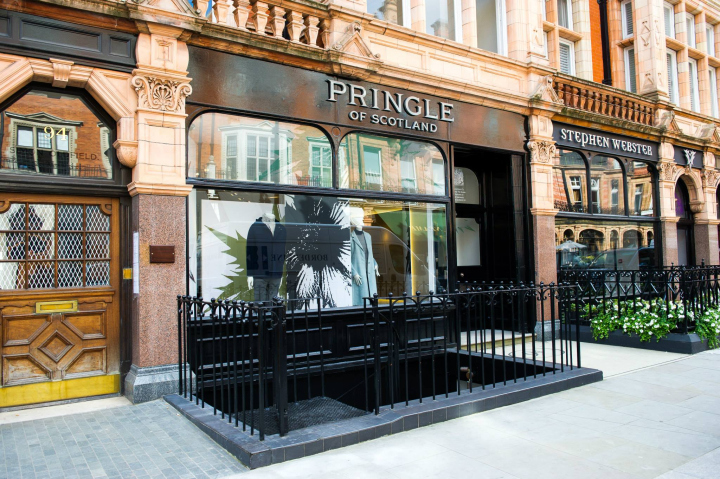 英国伦敦–Pringle 女装专卖店设计