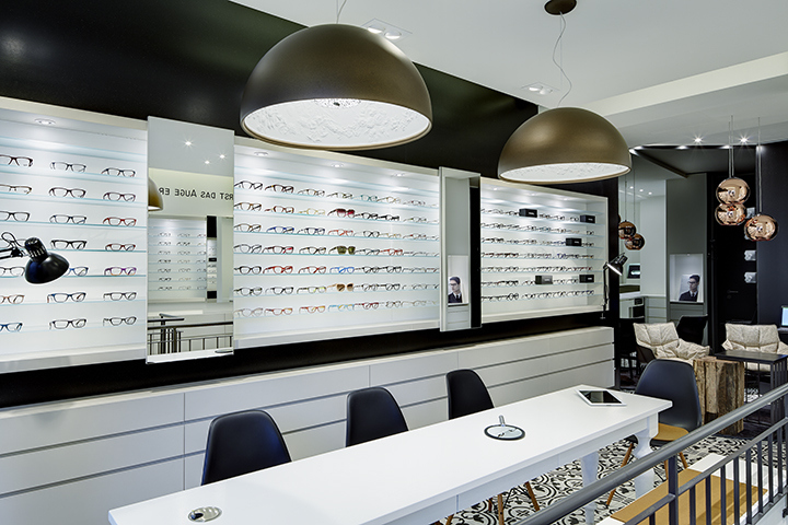 德国普福尔茨海姆Lambacher眼镜店设计