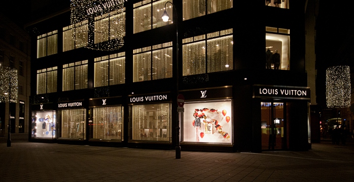 » Louis Vuitton Christmas windows 2014, Vienna – Austria