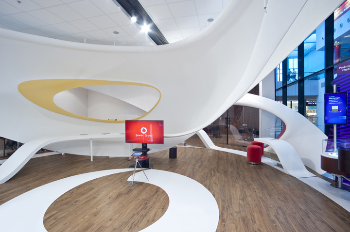 Vodafone电子产品店设计