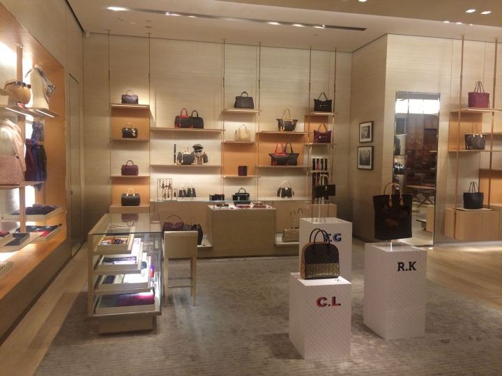 Louis Vuitton Letters Windows, Hong Kong » Retail Design Blog