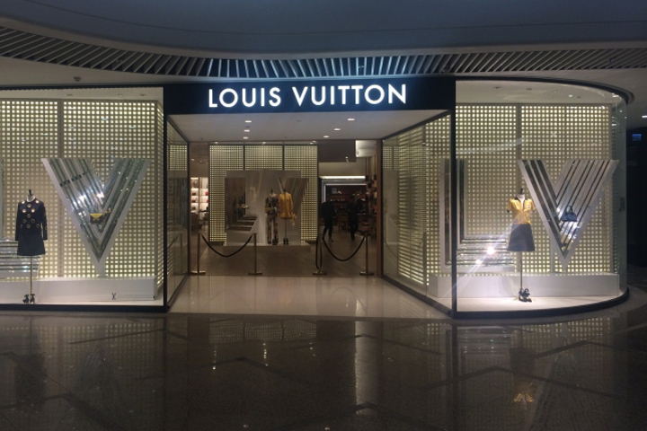 Louis Vuitton Letters 