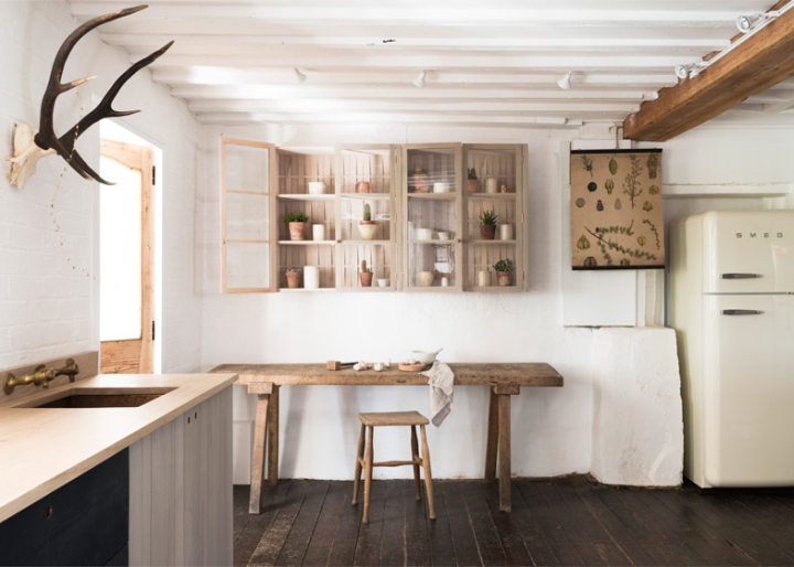 Kitchen Furniture by Sebastian Cox for DeVol