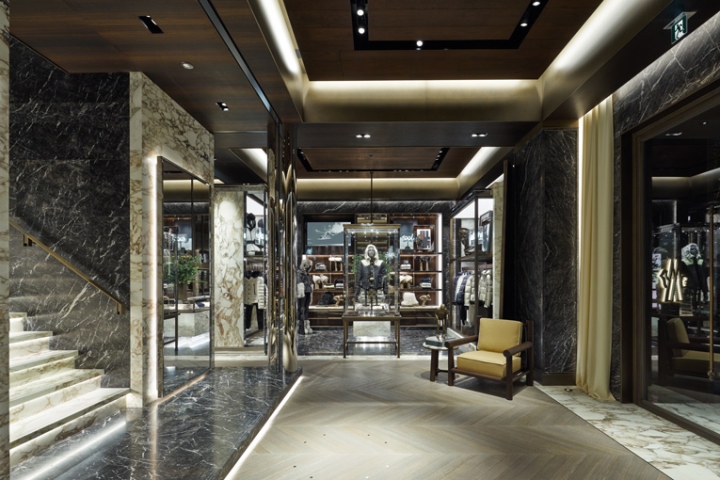 Moncler Flagship Store by Gilles 
