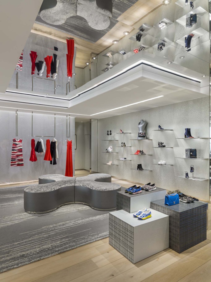 Peter Marino reinventa una de las tiendas históricas de Dior en París