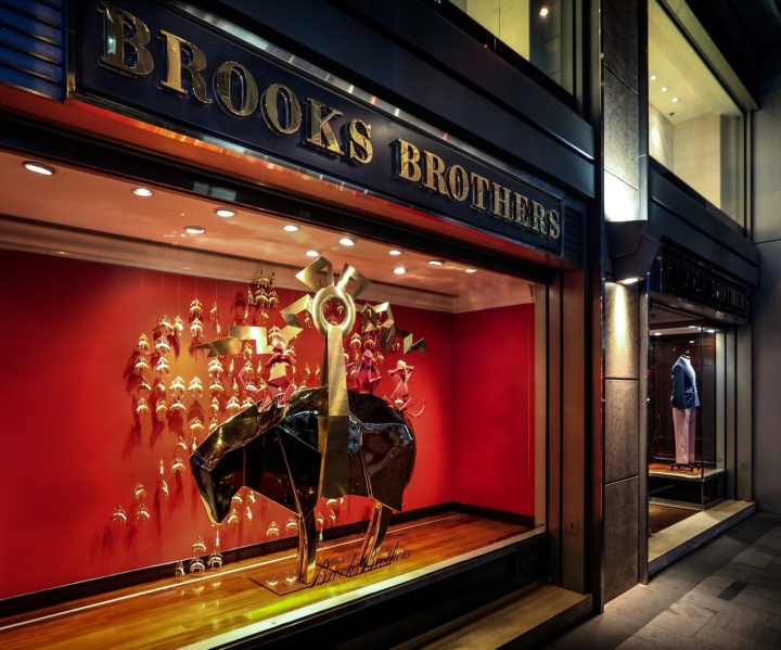 Brooks Brothers Chinese New Year windows by Booma Group, Hong Kong