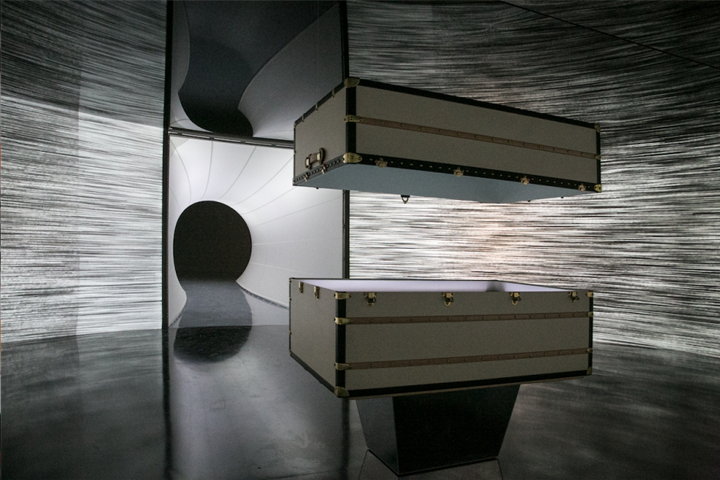 Louis Vuitton installation scenography by Es Devlin, London UK