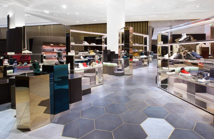 Dubai Mall, Louis Vuitton, Prada, Bottega Venetta