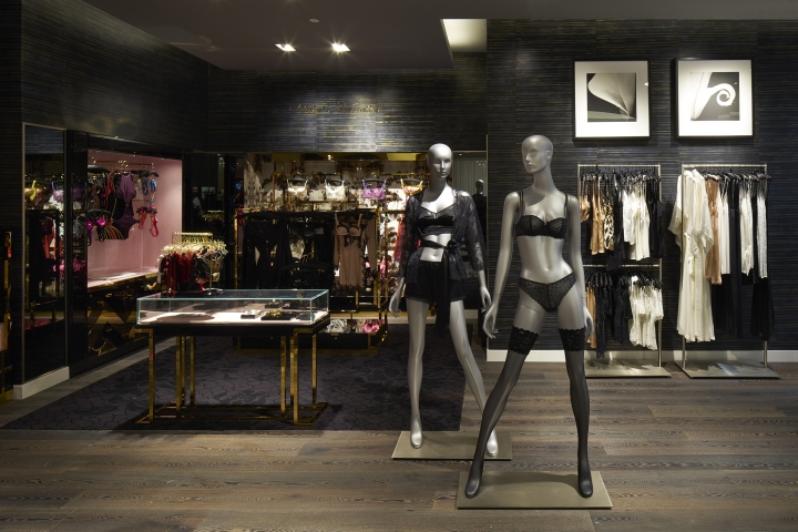 Saks Fifth Avenue flagship store by CBX, Houston – Texas