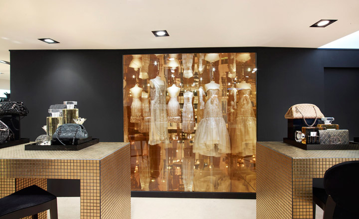 Chanel opens pop-up store in Saint-Tropez - Luxury RetailLuxury Retail