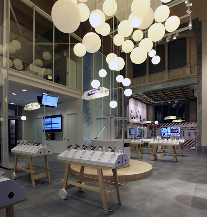 » BASE Flagship Store by Creneau International, Antwerp