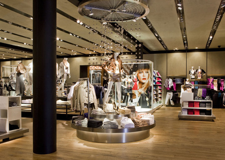 » Express new concept store at King Of Prussia, by Wonderwall