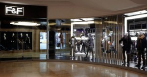 » F&F fashion store by Four IV, Prague