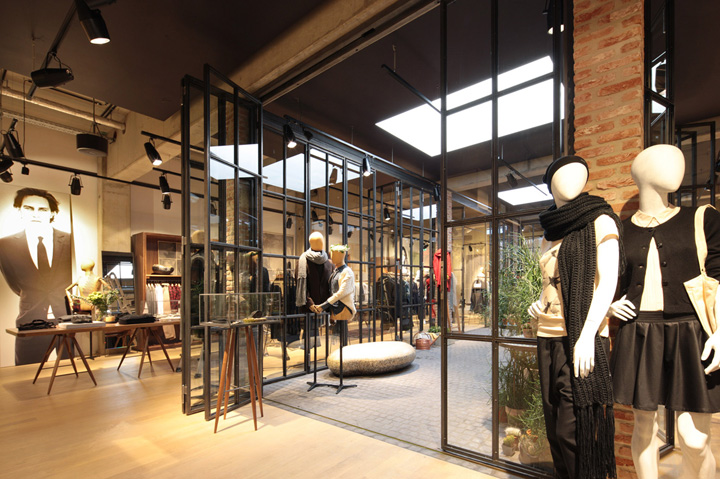 » Esprit lighthouse store by Reich and Wamser, Cologne