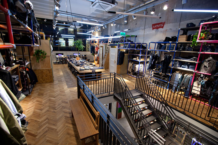 Levi's store by Como Park Studio, Amsterdam