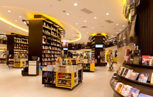 » Saraiva Bookstore by FAL Design Estratégico, São Paulo