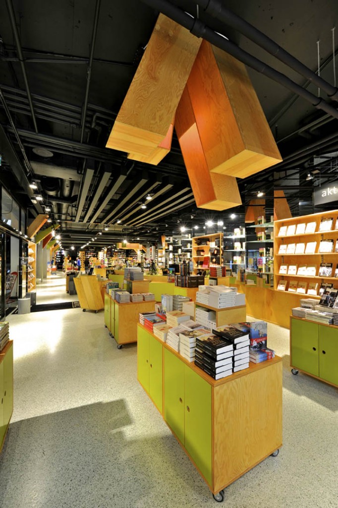 » Tanum Karl Johan bookstore flagship by JVA, Oslo