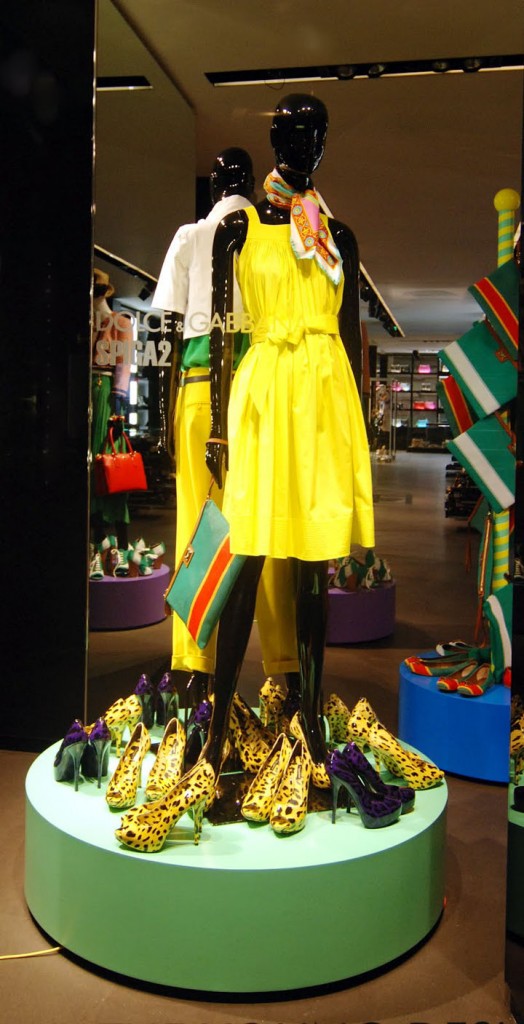 » Dolce & Gabbana visual merchandising 2012 spring, Milano