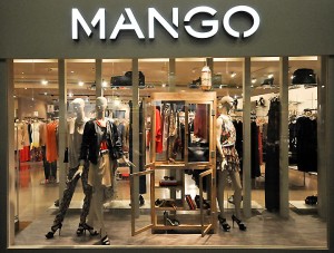 » Mango window displays, Budapest