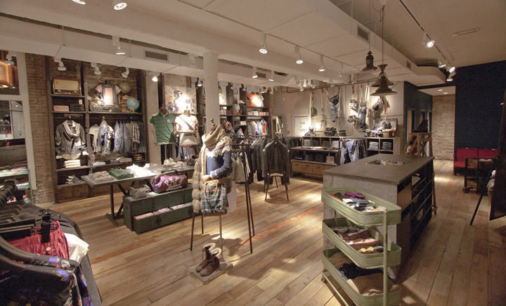 Welsprekend catalogus voelen Pepe Jeans London flagship store by Francisco Segarra, Amsterdam