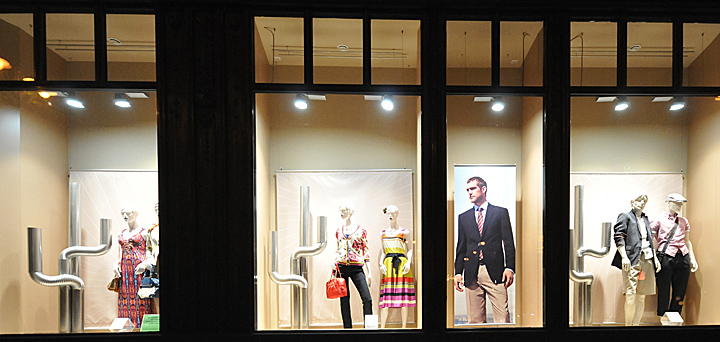 » Marks & Spencer window displays, Budapest