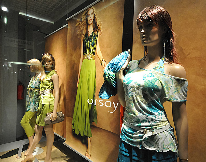 » Orsay window displays Summer 2012, Budapest