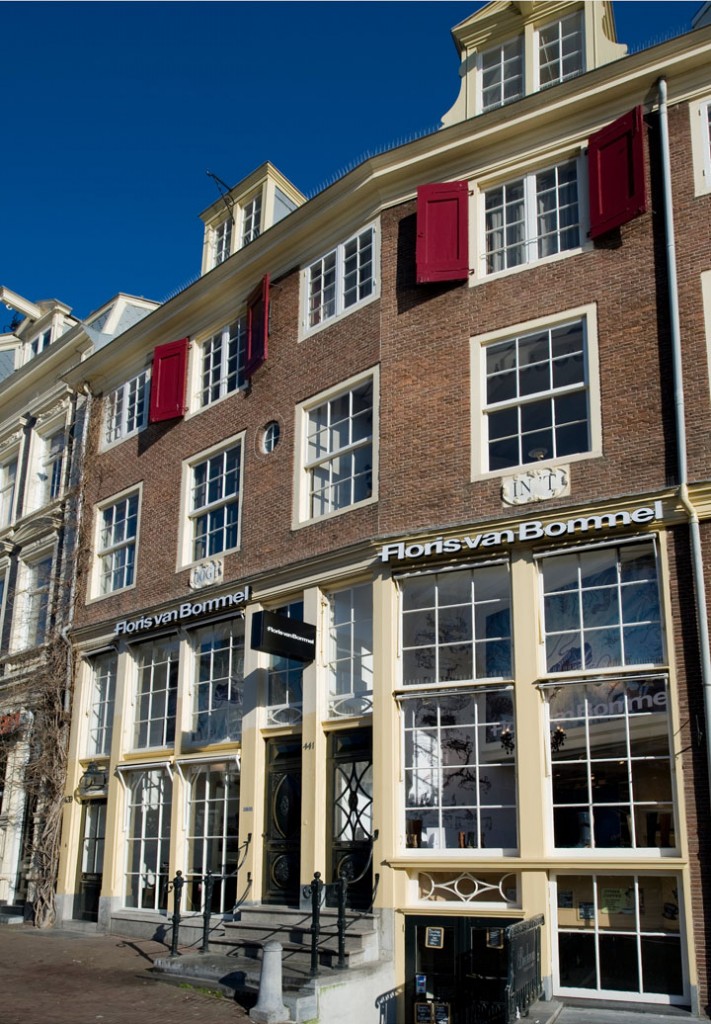 » SHOE STORES! Floris van Bommel flagship store, Amsterdam