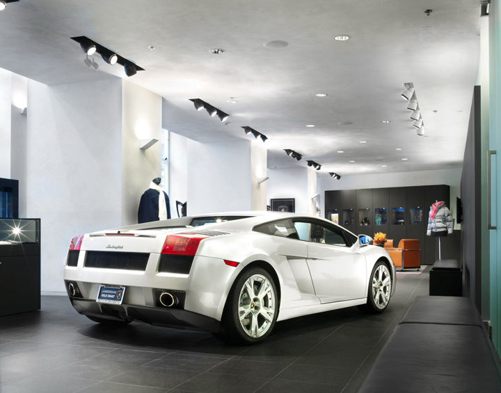 Descubrir 93+ imagen lamborghini gold coast showroom